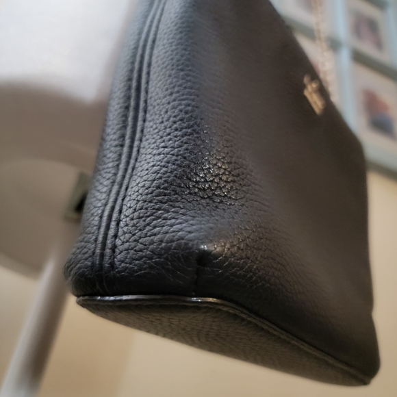 Authentic Kate Spade New York Cow Hide Leather Convertible Bag - Picture 4 of 16